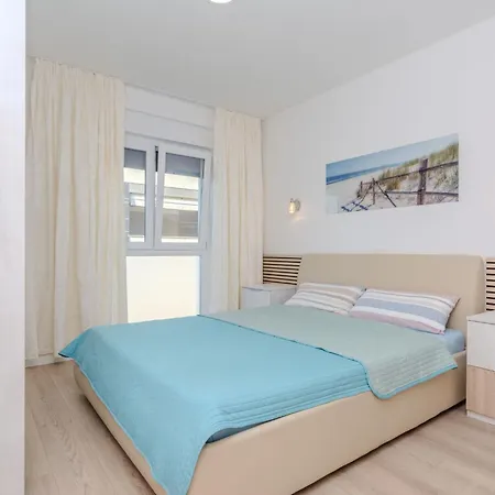 Apartamento Eses By Interhome