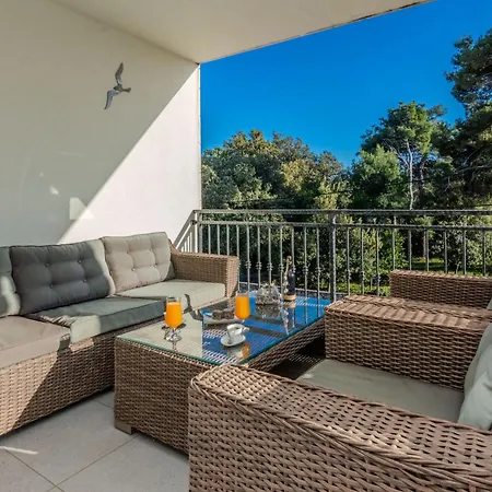 Apartament Eses By Interhome Vir